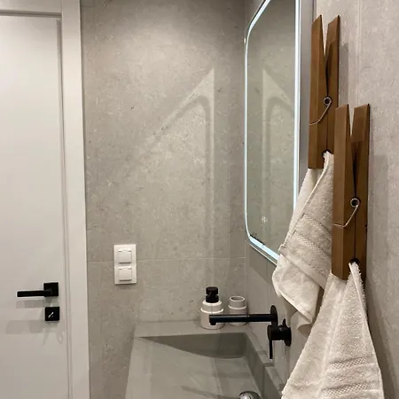 Simotel Downtown 4*