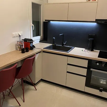 Simotel Downtown Apartment