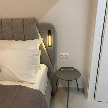 Апартаменты Simotel Downtown 4*